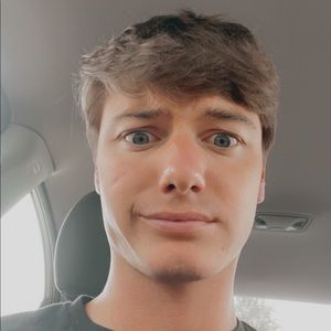 Meet your Posher, Cameron